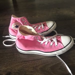 Converse high tops - pink